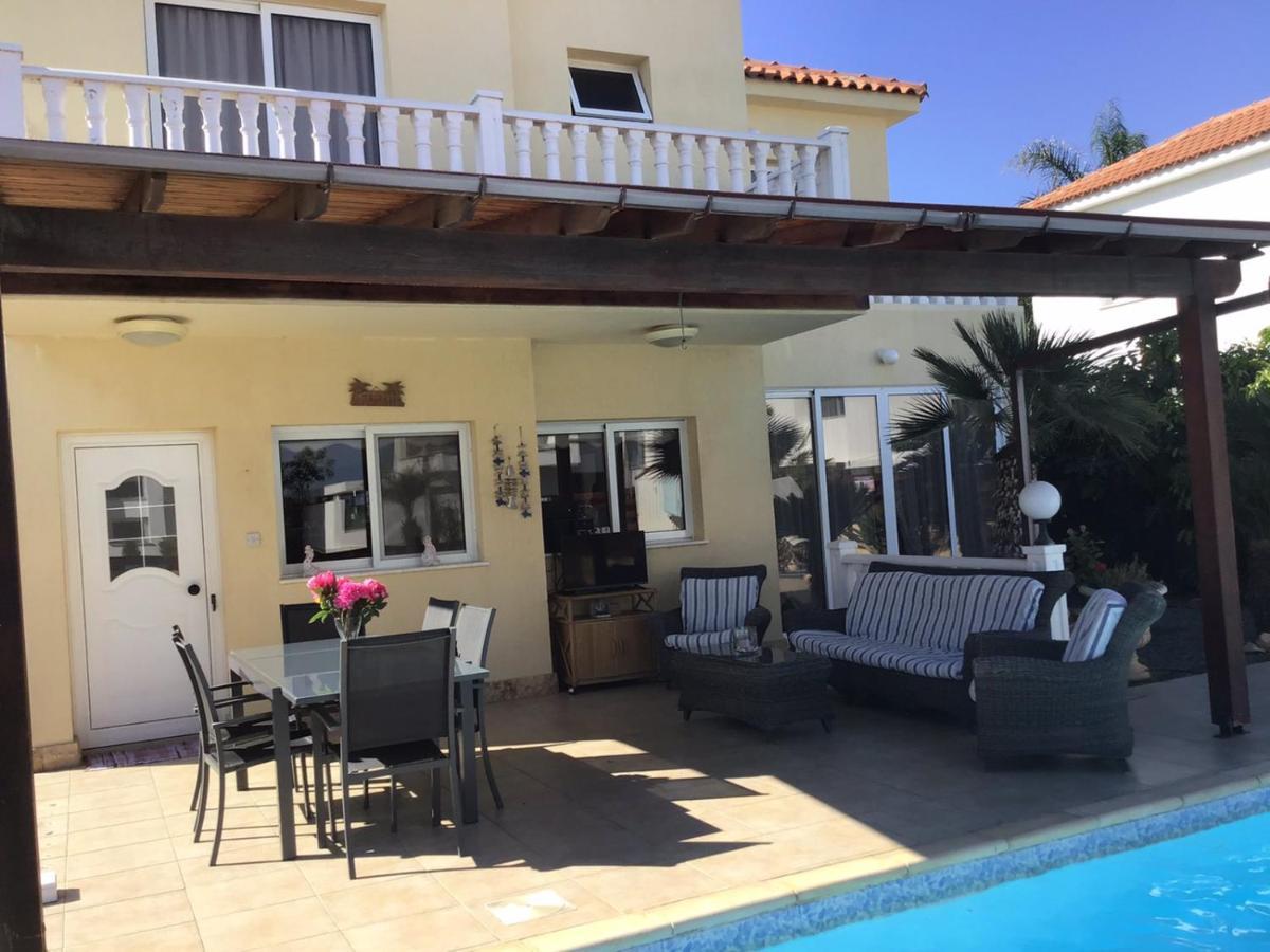Carolyn Villa Is A Luxury 4-Bedroom Villa With Private Pool In Ayia Napa Agia Napa Exterior foto