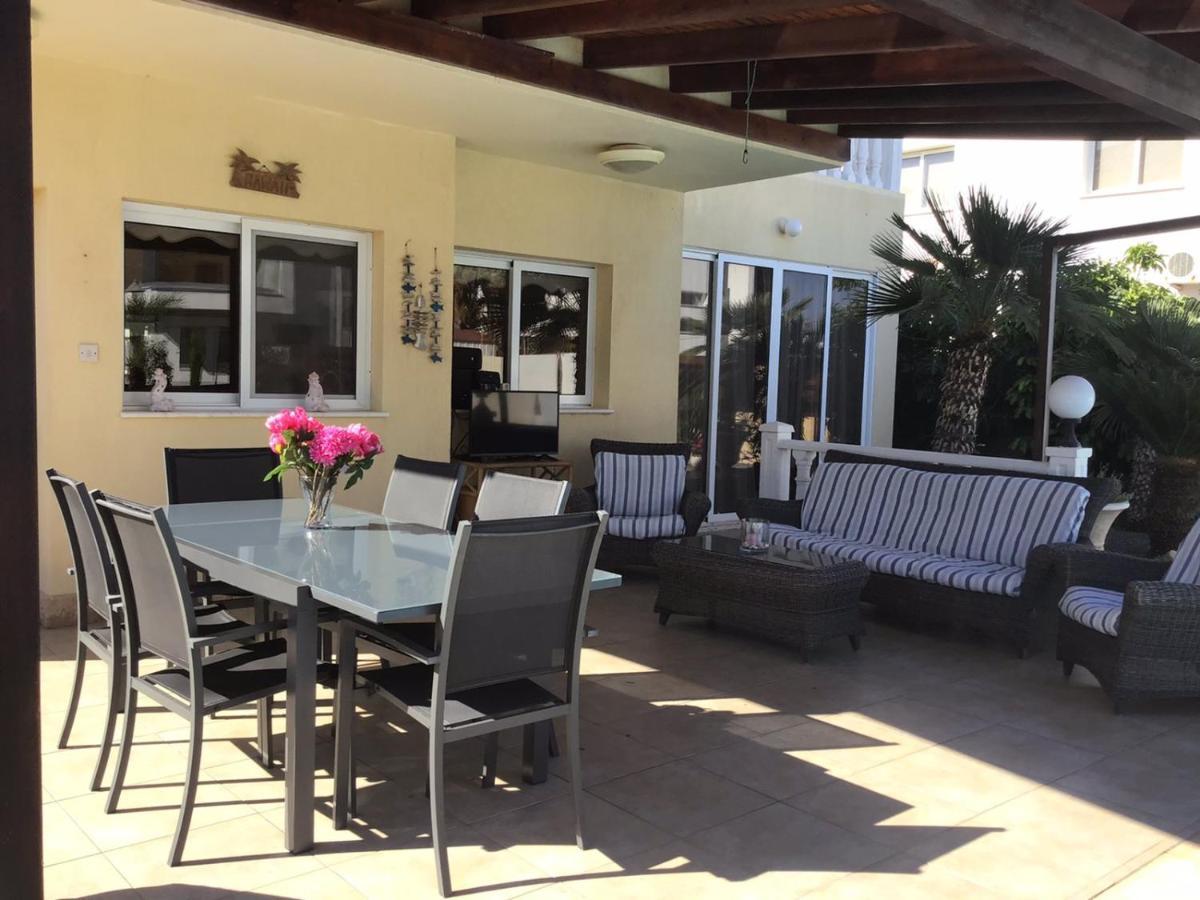 Carolyn Villa Is A Luxury 4-Bedroom Villa With Private Pool In Ayia Napa Agia Napa Exterior foto